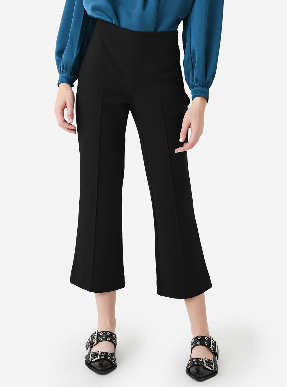 VINCE Mid Rise Pintuck Crop Flare Pant Womens Size 10 Black Pleated Quiet Luxury